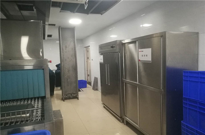 食堂廚房設(shè)備分為哪些區(qū)域呢？